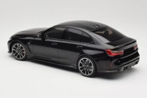BMW M3 G80 Grå Metallic Minichamps 1:18 155020204 Metall — bild 5 av 6