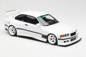 BMW M3 GTR E36 Khyzyl Saleem Alpine Vit Otto 1:18 OT1051 Resin — bild 4 av 6
