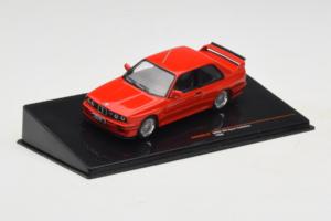 BMW M3 E30 Sport Evolution Röd IXO 1:43 CLC583N Metall — bild 2 av 4