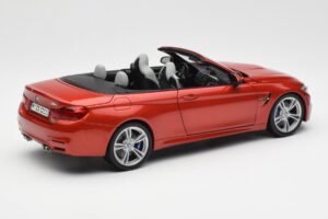 BMW M4 F83 Cabriolet Sakhir Orange Paragon 1:18 PA-97111 Metall — bild 3 av 8