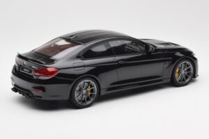BMW M4 F82 CS Svart GT Spirit 1:18 GT845 Resin — bild 2 av 6