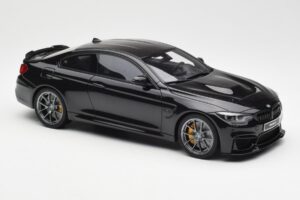 BMW M4 F82 CS Svart GT Spirit 1:18 GT845 Resin — bild 4 av 6