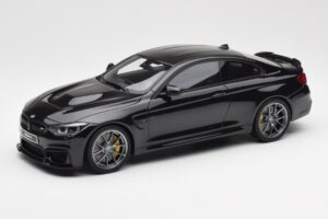 BMW M4 F82 CS Svart GT Spirit 1:18 GT845 Resin