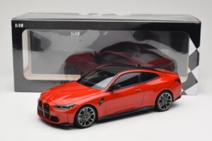 BMW M4 F82 Imola Red Metallic Minichamps 1:18 155020121 Metall — bild 6 av 6