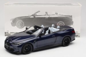 BMW M4 G82 Cabriolet Blå Metallic Minichamps 1:18 110021031 Metall — bild 8 av 8