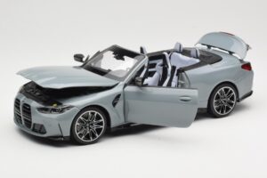 BMW M4 G83 Cabriolet Grey Metallic Minichamps 1:18 110021032 Metall — bild 2 av 8