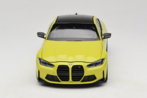 BMW M4 G82 Gul Återförsäljar Edition Minichamps 1:18 80435A51949-R1 Metall — bild 4 av 10