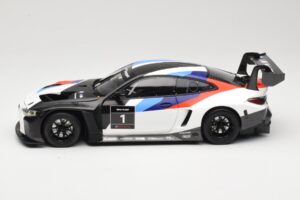 BMW M4 G82 GT3 Presentation 2021 Minichamps 1:18 80435A5D002 Metall — bild 4 av 8