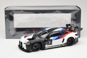 BMW M4 G82 GT3 Presentation 2021 Minichamps 1:18 80435A5D002 Metall — bild 8 av 8