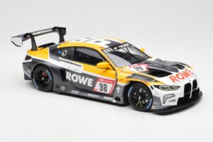 BMW M4 G82 GT3 Rowe Racing #98 ADAC 24 Hours Nürburgring 2022 Minichamps 1:18 113222098 Metall — bild 6 av 8