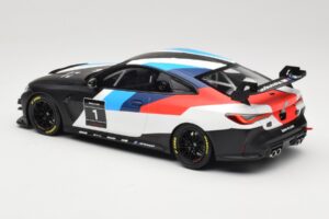 BMW M4 G82 GT4 #1 Presentation 2022 Otto 1:18 OT1228 Resin — bild 5 av 6