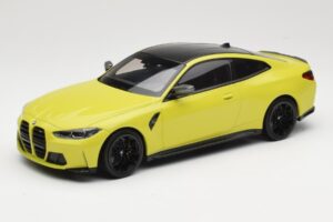 BMW M4 G82 Gul Minichamps 1:18 155020120 Metall