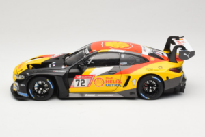BMW M4 GT3 #72 D. Harper / M. Hesse / N. Verhagen BMW Junior Team 24 Hours of Nurburgring 2023 Minichamps 1:18 113232072 Meta — bild 4 av 8