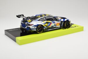 BMW M4 GT3 Team WRT #46 V. Rossi / A. Al-Harthy / M. Martin DNF 24 Hours of Le Mans 2024 Minichamps 1:18 113242446 Metall — bild 4 av 8
