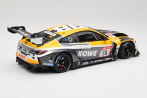 BMW M4 GT3 #98 M. Wittmann / S. van der Linde Rowe Racing ADAC 24h Nurburgring 2023 Minichamps 1:18 113232098 Metall — bild 3 av 8