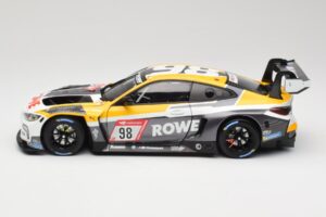BMW M4 GT3 #98 M. Wittmann / S. van der Linde Rowe Racing ADAC 24h Nurburgring 2023 Minichamps 1:18 113232098 Metall — bild 4 av 8
