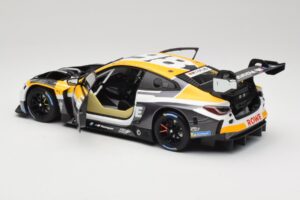 BMW M4 GT3 #98 M. Wittmann / S. van der Linde Rowe Racing ADAC 24h Nurburgring 2023 Minichamps 1:18 113232098 Metall — bild 5 av 8