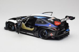 BMW M4 GT3 Walkenhorst Motorsport #10 E. Muth DTM 2022 Minichamps 1:18 113222010 Metall — bild 5 av 8