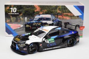 BMW M4 GT3 Walkenhorst Motorsport #10 E. Muth DTM 2022 Minichamps 1:18 113222010 Metall — bild 8 av 8