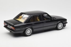 BMW M5 E28 Diamond Svart Otto 1:18 OT184 Resin — bild 2 av 6