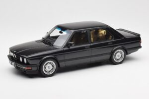 BMW M5 E28 Diamond Svart Otto 1:18 OT184 Resin
