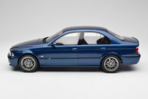 BMW M5 E39 Avus Blå Otto 1:12 G073 Resin — bild 3 av 6