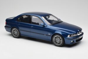 BMW M5 E39 Avus Blå Otto 1:12 G073 Resin — bild 4 av 6