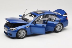BMW M5 F10 Monte Carlo Blue Paragon 1:18 80432186352 Metall — bild 2 av 8