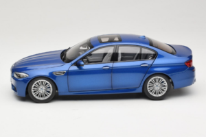 BMW M5 F10 Monte Carlo Blue Paragon 1:18 80432186352 Metall — bild 4 av 8