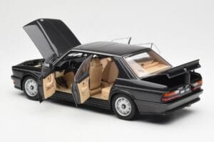 BMW M535i E28 Diamond Svart AUTOart 1:18 75162 Metall — bild 5 av 8