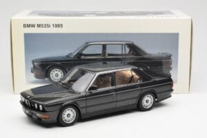 BMW M535i E28 Diamond Svart AUTOart 1:18 75162 Metall — bild 8 av 8