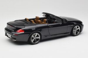 BMW M6 E64 Cabriolet Sapphire Black Kyosho 1:18 80430417424 Metall — bild 4 av 9