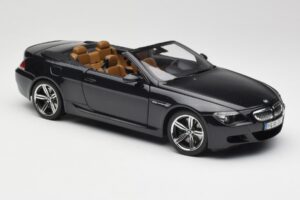 BMW M6 E64 Cabriolet Sapphire Black Kyosho 1:18 80430417424 Metall — bild 7 av 9