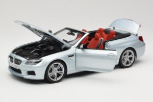 BMW M6 F12 Cabriolet Silverstone Silver Paragon 1:18 8043225656 Metall — bild 2 av 8