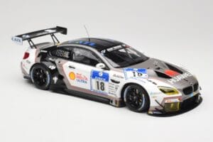 BMW M6 GT3 F13 #18 Schubert Motorsport A. Farfus / J. Krohn 24h Nurburgring 2016 Minichamps 1:18 155162618 Metall — bild 4 av 6