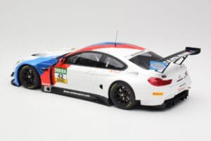BMW M6 GT3 F13 #42 BMW Team Schnitzer R. Collard / P. Eng ADAC GT Masters Oschersleben 2017 Minichamps 1:18 155172652 Metall — bild 5 av 6