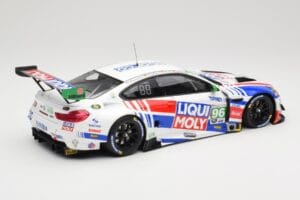 BMW M6 GT3 F13 #96 Turner Motorsport B. Auberlen / R. Foley Class Winner Petit Le Mans 2019 Minichamps 1:18 153192696 Metall — bild 2 av 6