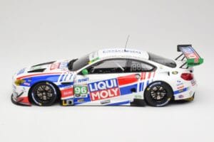 BMW M6 GT3 F13 #96 Turner Motorsport B. Auberlen / R. Foley Class Winner Petit Le Mans 2019 Minichamps 1:18 153192696 Metall — bild 3 av 6