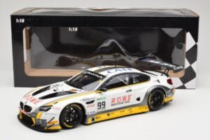 BMW M6 GT3 F13 #99 Rowe Racing P. Eng / M. Martin 24 Hours of Spa 2017 Minichamps 1:18 155172689 Metall — bild 6 av 6