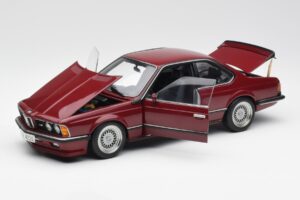 BMW M635 CSi E24 Karmin Röd AUTOart 1:18 70528 Metall — bild 2 av 8