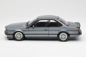 BMW M635 CSi E24 Shadow Line Delphin Metallic AUTOart 1:18 70529 Metall — bild 4 av 8