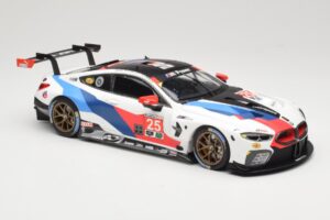 BMW M8 GTE Team RLL C. De Phillippi / B. Auberlen 2nd in Class 12 Hours of Sebring 2018 Minichamps 1:18 155182925 Metall — bild 4 av 6