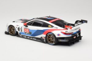 BMW M8 GTE Team RLL C. De Phillippi / B. Auberlen 2nd in Class 12 Hours of Sebring 2018 Minichamps 1:18 155182925 Metall — bild 5 av 6