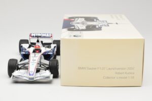 BMW Sauber F1.07 #10 R. Kubica Launch Version 2007 Minichamps 1:18 80430426995 Metall — bild 6 av 7