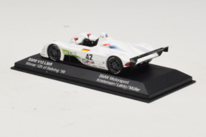 BMW V12 LMR #42 T. Kristensen / J.J. Lehto / J. Muller 24 Hours of Le Mans 1999 Minichamps 1:43 80429418137 Metall — bild 3 av 5