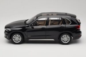 BMW X5 E70 Sapphire Black Paragon 1:18 PA-97071 Metall — bild 4 av 8