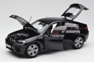 BMW X6 M F86 Svart Kyosho 1:18 80432157613 Metall — bild 2 av 8