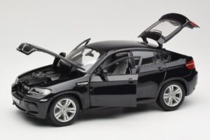BMW X6 M E71 Svart Bburago 1:18 18-12081 Metall — bild 2 av 8