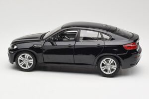 BMW X6 M E71 Svart Bburago 1:18 18-12081 Metall — bild 4 av 8