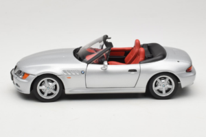 BMW Z3 Cabriolet Silver UT Models 1:18 20402 Metall — bild 4 av 8